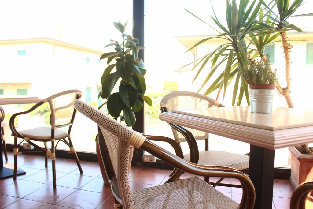 Holiday Rooms Antica Badia Volterra Luaran gambar