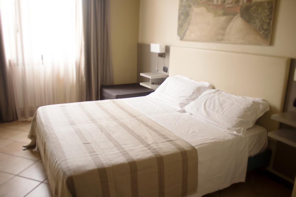 Holiday Rooms Antica Badia Volterra Luaran gambar