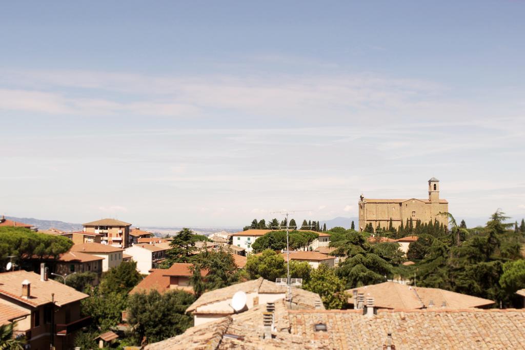 Holiday Rooms Antica Badia Volterra Luaran gambar
