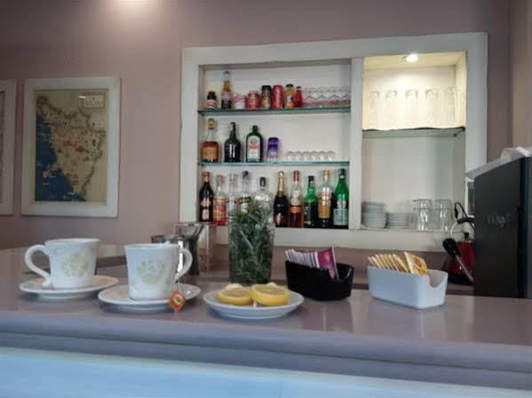 Holiday Rooms Antica Badia Volterra Luaran gambar