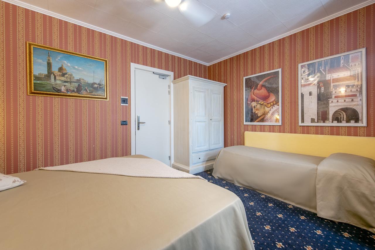 Holiday Rooms Antica Badia Volterra Luaran gambar